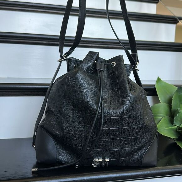 Steve Madden Black Faux Leather Bucket Crossbody Shoulder Bag, Drawstring - Picture 1 of 11